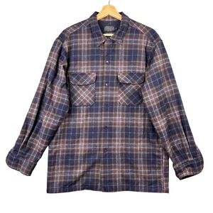 Pendleton The Original Board Shirt Mens Medium Navy Plaid Wool Flannel Surf